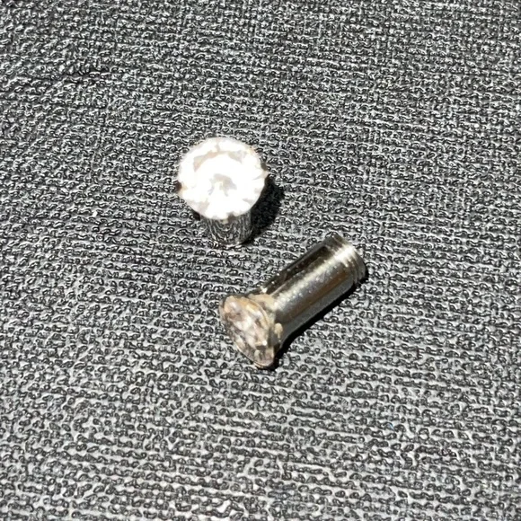 Ear gauges - Picture 2 of 4